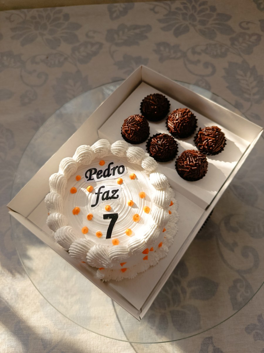 Bentô Cake na Marmitinha Presenteável